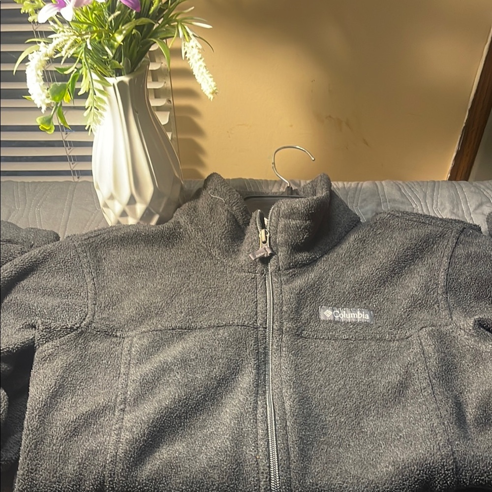 Columbia Gray Fleece Jacket